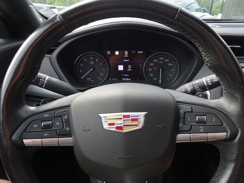 Used 2020 Cadillac XT4 Premium Luxury AWD/4WD image 20