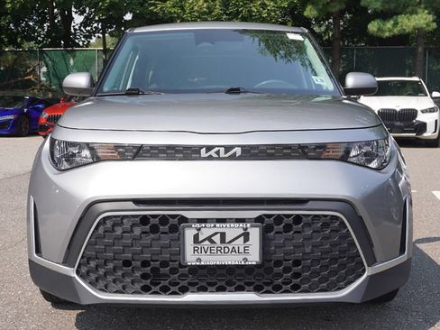 Used 2023 Kia Soul LX FWD image 9