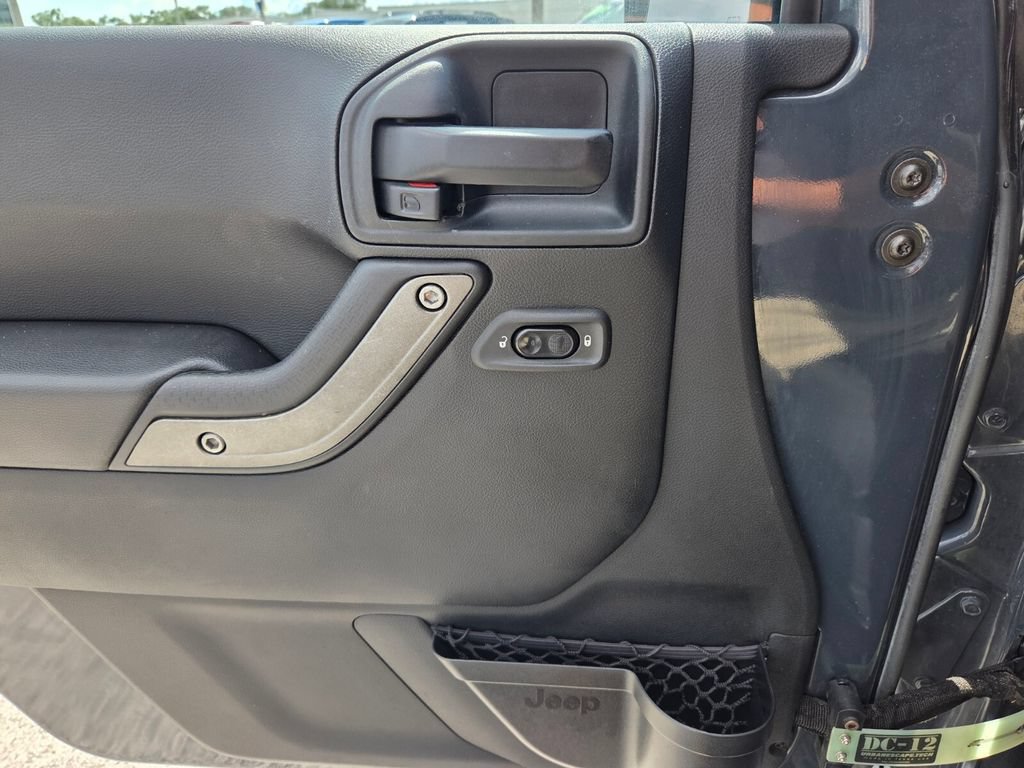 Used 2017 Jeep Wrangler Sport AWD/4WD image 20