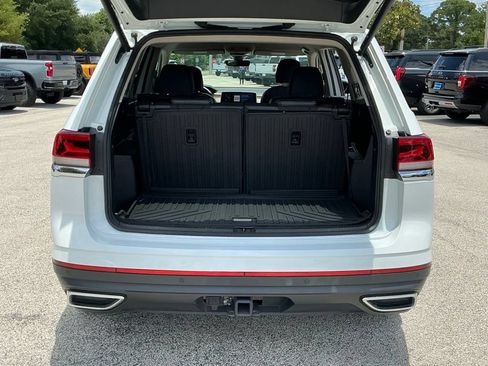 Used 2024 Volkswagen Atlas SE FWD image 24