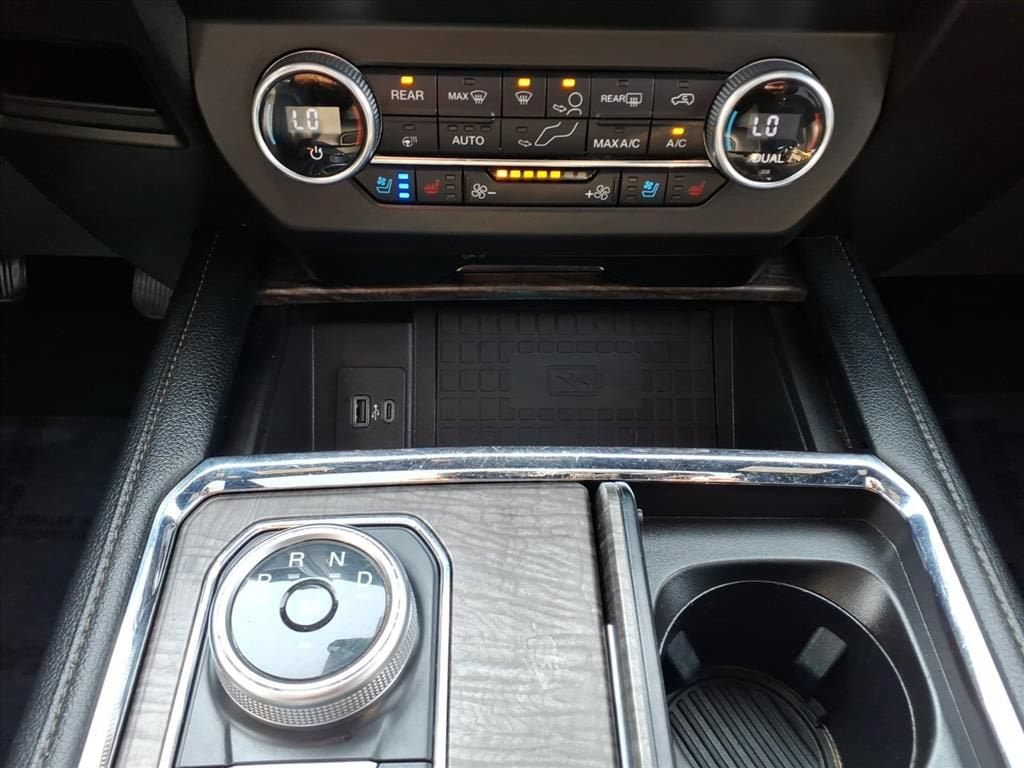 Used 2021 Ford Expedition Limited AWD/4WD image 29
