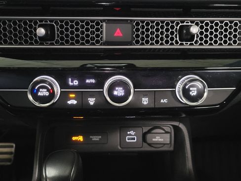Certified 2024 Honda Civic Sport image 29