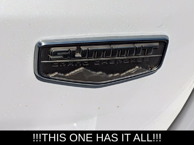 Used 2019 Jeep Grand Cherokee Summit AWD/4WD image 10