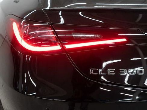 Used 2025 Mercedes-Benz CLE 300 4MATIC Coupe image 41