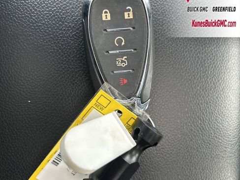 Used 2023 Chevrolet Malibu LT image 38