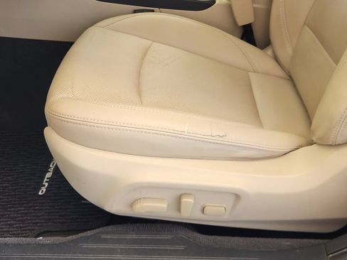 Used 2019 Subaru Outback 2.5i Limited AWD/4WD image 23