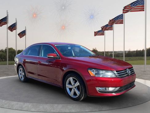 Used 2015 Volkswagen Passat 1.8T Limited Edition image 3
