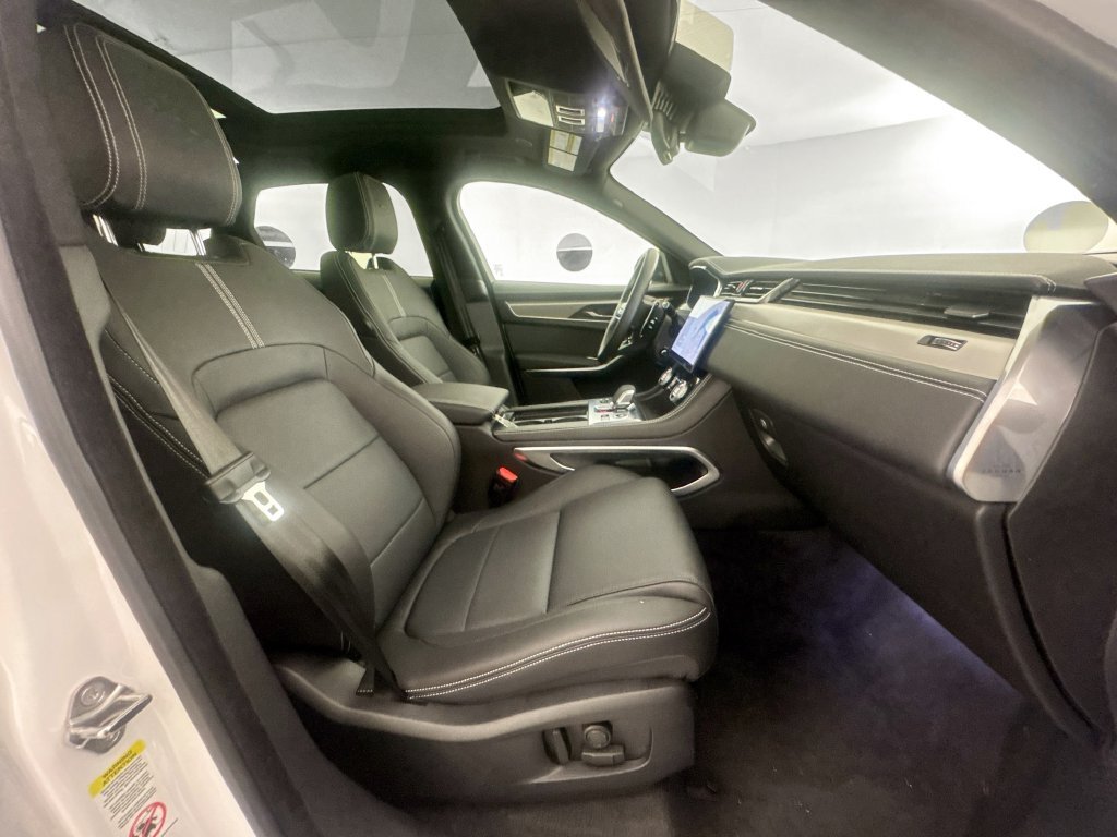 New 2026 Jaguar F-PACE R-Dynamic S AWD/4WD image 28