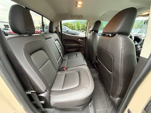 Certified 2021 GMC Canyon AT4 w/ Trailering Package AWD/4WD image 38