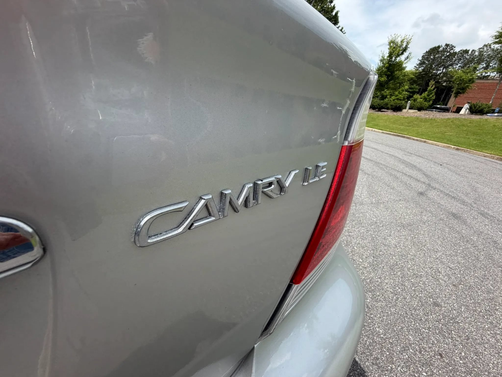 Used 2005 Toyota Camry LE FWD image 17