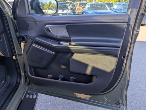 Certified 2025 Ford Expedition Tremor AWD/4WD image 37
