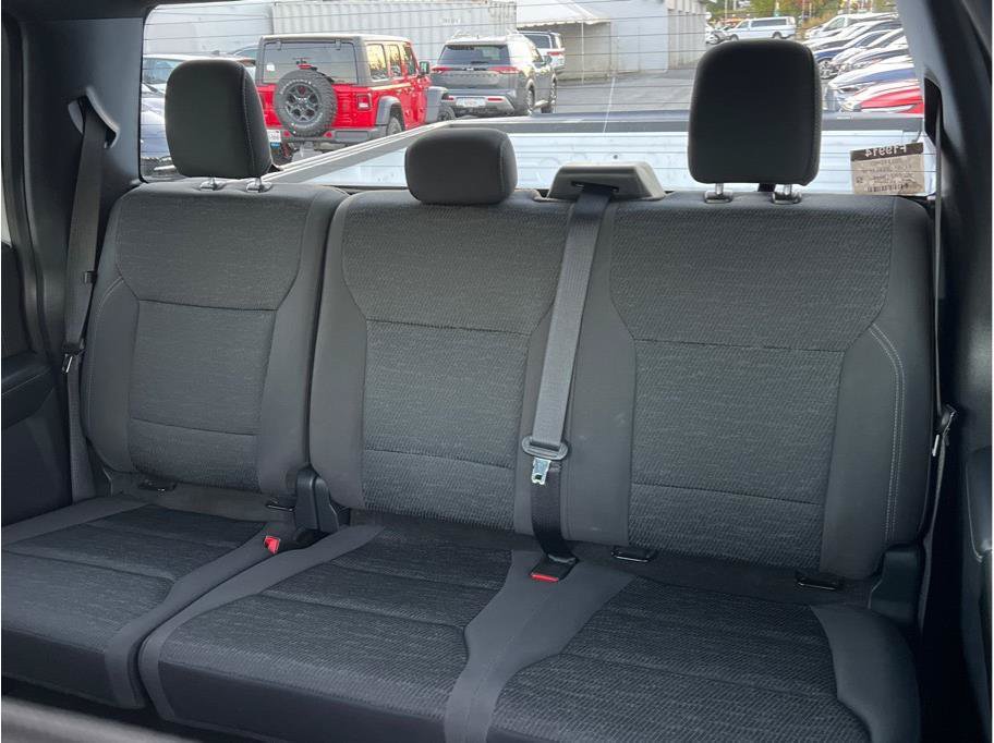 Used 2022 Ford F150 XLT w/ Equipment Group 302A High AWD/4WD image 9