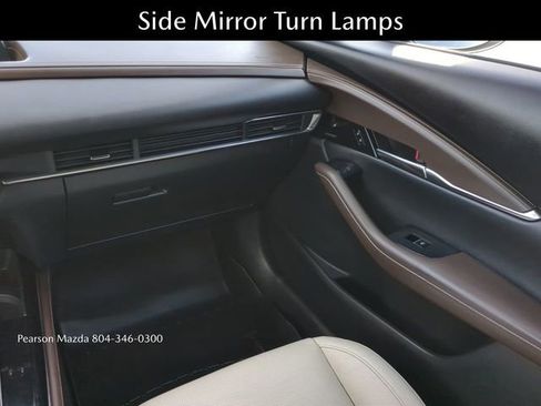 Used 2020 MAZDA CX-30 Premium image 18