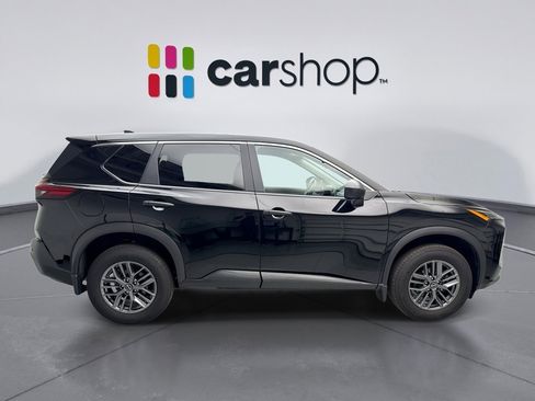 Used 2023 Nissan Rogue S image 6