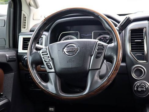 Used 2017 Nissan Titan Platinum Reserve AWD/4WD image 20