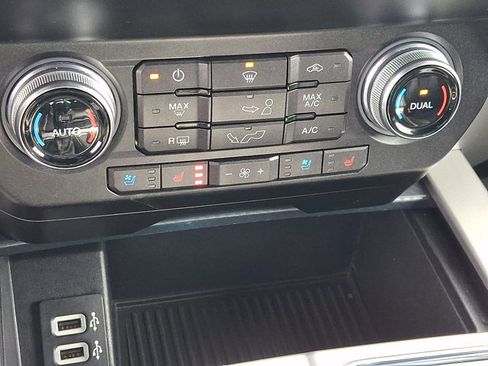 Used 2019 Ford F150 Lariat w/ Equipment Group 502A Luxury image 18