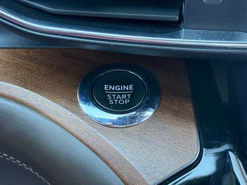 Used 2022 Ford Explorer King Ranch w/ Technology Package AWD/4WD image 29