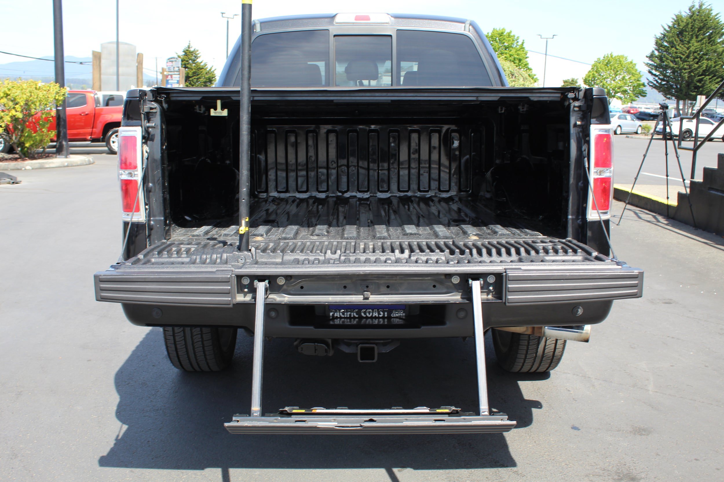 Used 2014 Ford F150 Limited AWD/4WD image 18