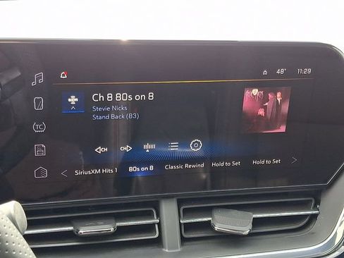 Certified 2024 Chevrolet Trax RS w/ Sunroof Package image 17