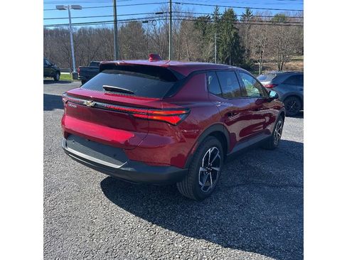 Used 2025 Chevrolet Equinox EV LT image 3