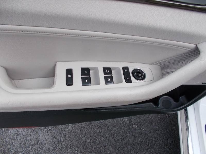 Used 2015 Hyundai Sonata Limited FWD image 28