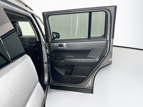 Used 2025 Hyundai Santa Fe SEL FWD image 30