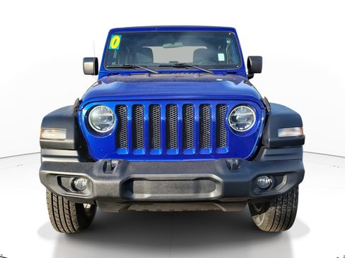 Used 2020 Jeep Wrangler Sport image 2