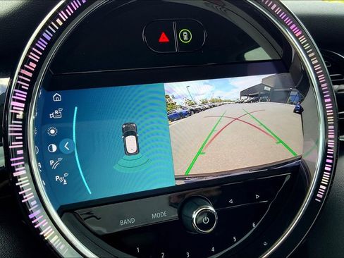 Certified 2024 MINI Cooper SE image 23