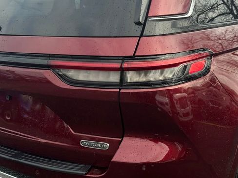 Certified 2022 Jeep Grand Cherokee Overland w/ Adv Protech Group III image 8