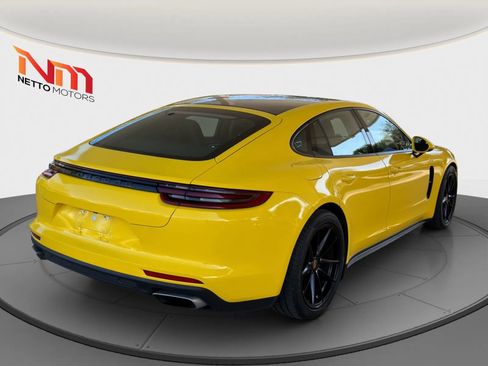 Used 2018 Porsche Panamera 4 image 5
