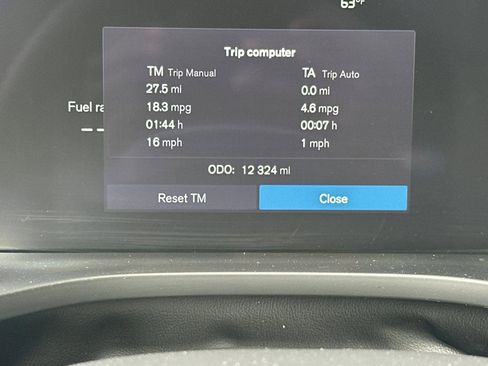 Used 2025 Volvo XC60 B5 Plus AWD/4WD image 29