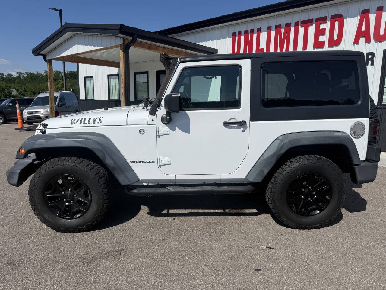 Used 2015 Jeep Wrangler Sport AWD/4WD image 9