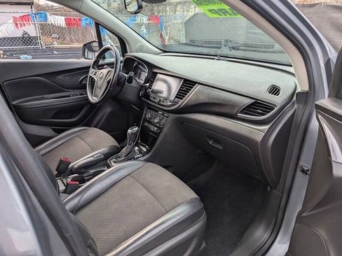Used 2019 Buick Encore Preferred AWD/4WD image 10