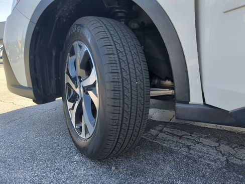 Used 2022 Subaru Outback Touring XT w/ Tech Package 3 AWD/4WD image 37