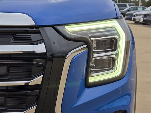 Used 2025 GMC Terrain Elevation image 31