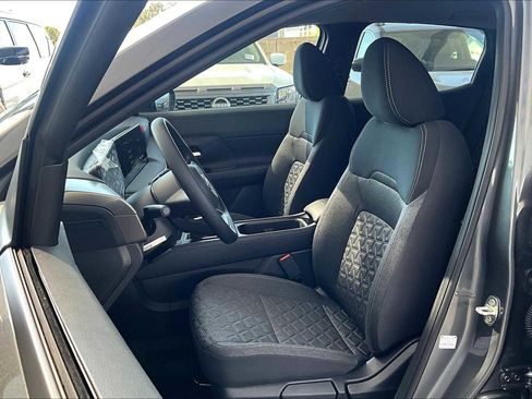 New 2026 Nissan Kicks SV image 15