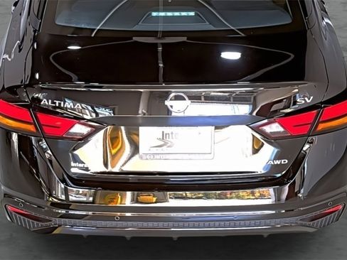 Certified 2024 Nissan Altima 2.5 SV image 11