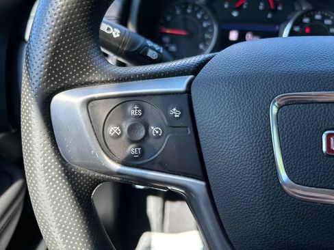 Used 2022 GMC Terrain SLE w/ Driver Convenience Package AWD/4WD image 25