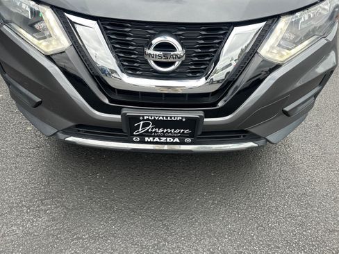Used 2017 Nissan Rogue S AWD/4WD image 21