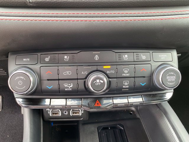 Used 2025 Dodge Durango R/T AWD/4WD image 29