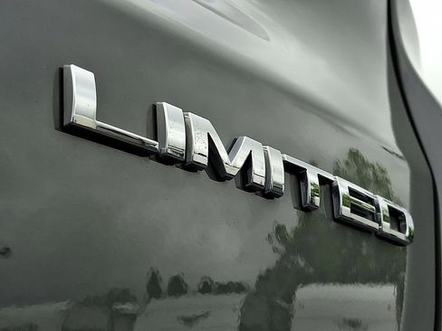Used 2022 Jeep Compass Limited AWD/4WD image 24