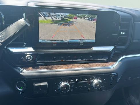 New 2026 GMC Sierra 1500 SLE image 20