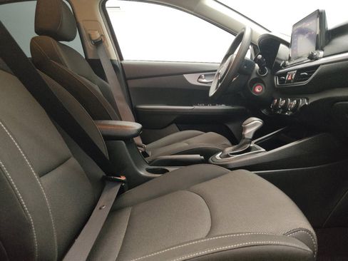 Used 2023 Kia Forte LXS w/ LXS Technology Package FWD image 21