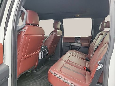 Used 2022 Ford F450 Platinum w/ FX4 Off-Road Package AWD/4WD image 9