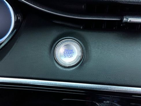 Used 2023 Genesis GV70 2.5T image 23