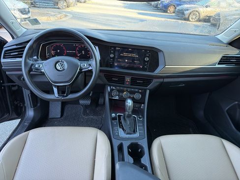 Used 2019 Volkswagen Jetta SEL image 11