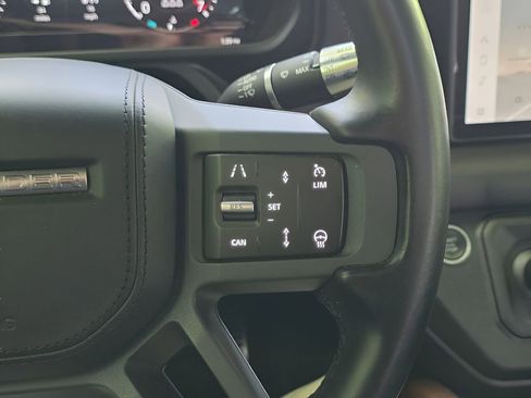 Used 2020 Land Rover Defender 110 X AWD/4WD image 19