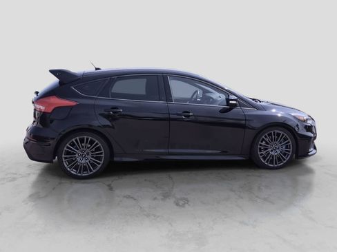 Used 2017 Ford Focus RS AWD/4WD image 9
