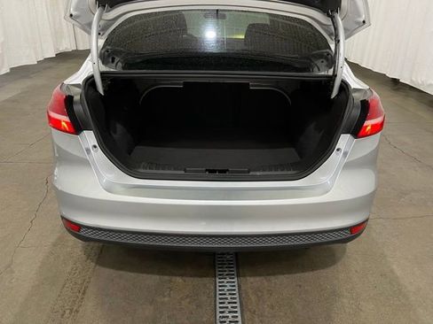 Used 2018 Ford Focus SE image 11
