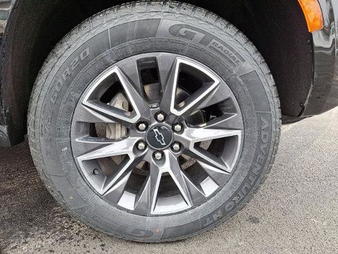 Certified 2023 Chevrolet Tahoe Z71 w/ Luxury Package image 6